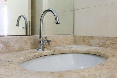 Apartamento à venda com 49m², 2 quartos e 1 vaga Apartamento à venda com 49m², 2 quartos e 1 vagaBanheiro