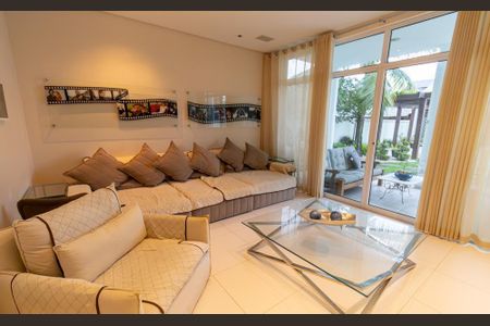 Casa de Condomínio à venda com 5 quartos, 700m² em Recreio dos Bandeirantes, Rio de Janeiro