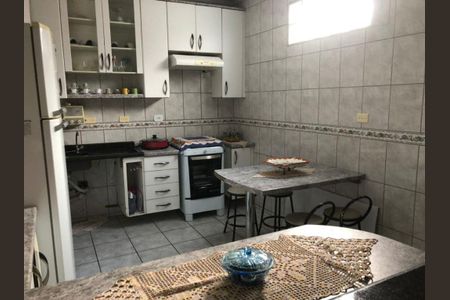 Casa à venda com 365m², 2 quartos e sem vaga