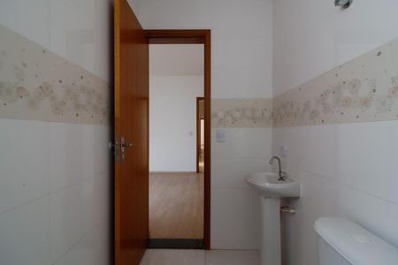 Casa à venda com 300m², 3 quartos e 6 vagasBanheiro da Suíte 2