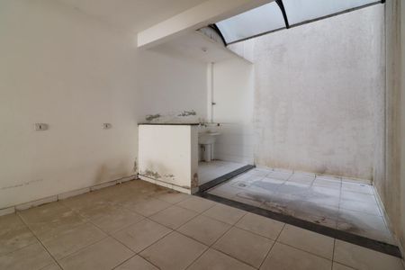 Casa à venda com 300m², 3 quartos e 6 vagasÁrea de Serviço