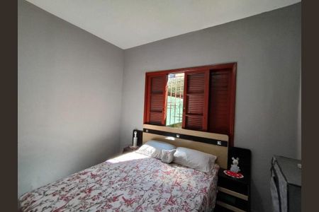 Casa à venda com 2 quartos, 100m² em Vila Linda, Santo André