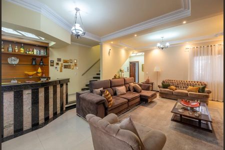 Casa à venda com 3 quartos, 300m² em Chácara Inglesa, São Paulo