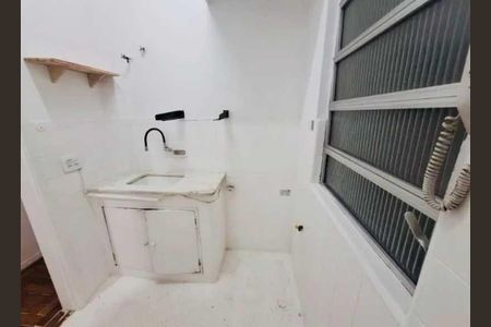 Apartamento à venda com 2 quartos, 48m² em Leme, Rio de Janeiro