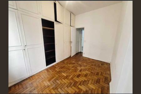 Apartamento à venda com 2 quartos, 48m² em Leme, Rio de Janeiro