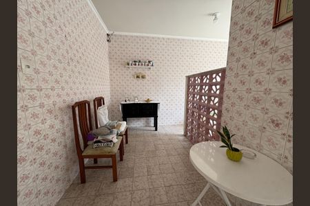 Casa à venda com 3 quartos, 200m² em Tanque, Rio de Janeiro