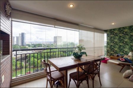 Apartamento à venda com 3 quartos, 128m² em Água Branca, São Paulo