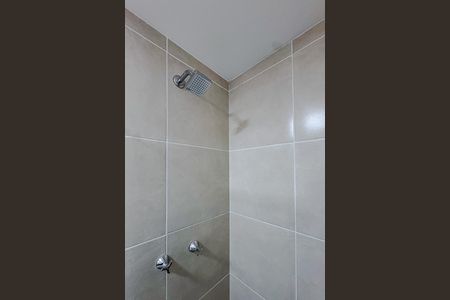 Apartamento para alugar com 48m², 2 quartos e 1 vaga Apartamento para alugar com 48m², 2 quartos e 1 vagaBanheiro social