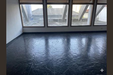 Casa à venda com 6 quartos, 400m² em Jaguaré, São Paulo