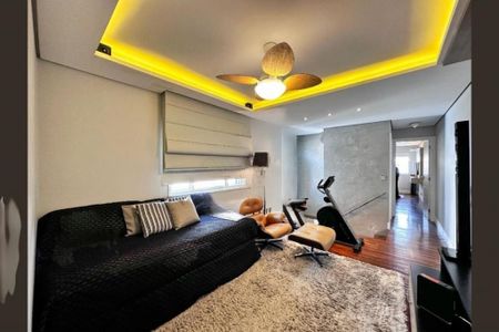 Casa à venda com 3 quartos, 180m² em Jardim Aeroporto, São Paulo