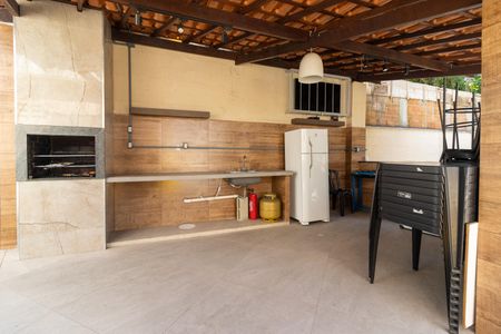 Apartamento para alugar com 57m², 2 quartos e 1 vagaÁrea comum - Churrasqueira