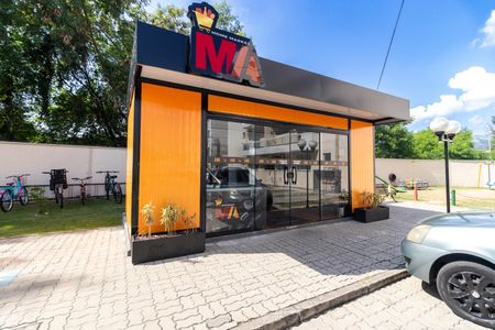 Apartamento para alugar com 57m², 2 quartos e 1 vagaMinimercado