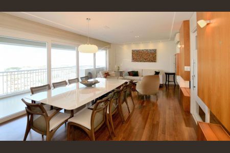 Apartamento à venda com 3 quartos, 190m² em Sumarezinho, São Paulo