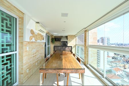 Apartamento à venda com 205m², 3 quartos e 4 vagasVaranda Gourmet