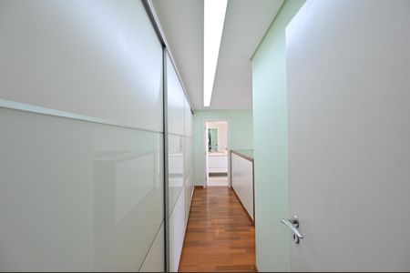 Apartamento à venda com 205m², 3 quartos e 4 vagasSuíte 1