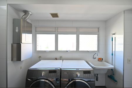 Apartamento à venda com 205m², 3 quartos e 4 vagasLavanderia