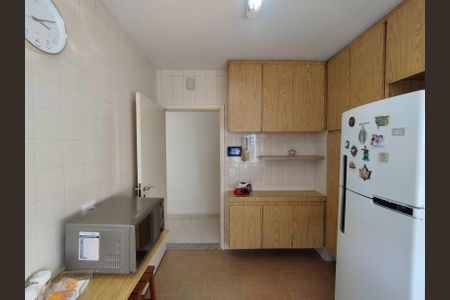 Apartamento à venda com 58m², 2 quartos e 1 vagaCozinha - Armários