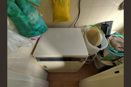 Apartamento à venda com 58m², 2 quartos e 1 vagaBanheiro de serviço