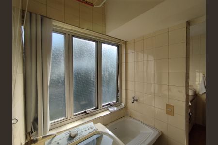 Apartamento à venda com 58m², 2 quartos e 1 vagaÁrea de Serviço