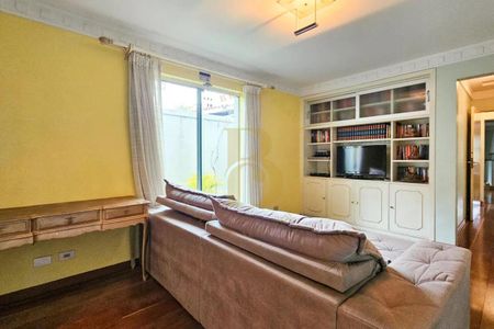 Casa para alugar com 6 quartos, 392m² em Jardim Marajoara, São Paulo