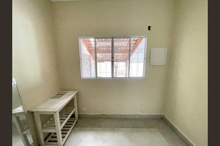 Casa para alugar com 227m², 4 quartos e 2 vagasQuarto 4