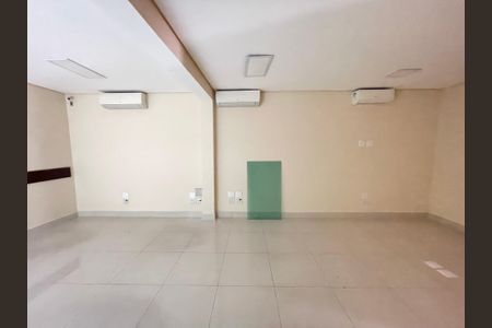 Casa para alugar com 227m², 4 quartos e 2 vagasSala 2