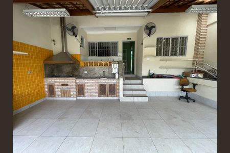 Casa para alugar com 227m², 4 quartos e 2 vagasQuintal / Churrasqueira