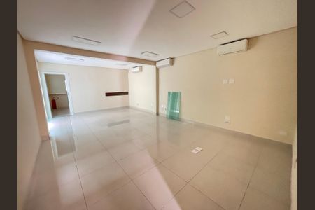 Casa para alugar com 227m², 4 quartos e 2 vagasSala 2