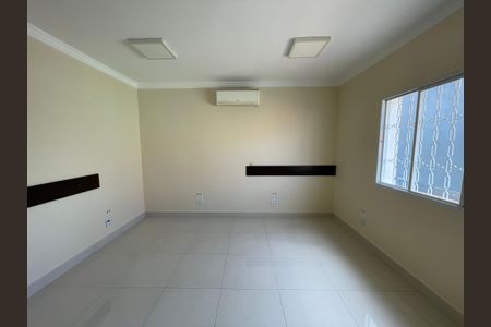 Casa para alugar com 227m², 4 quartos e 2 vagasQuarto 1