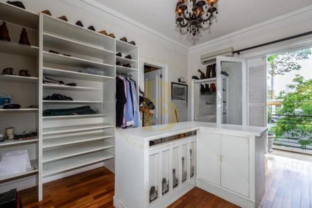 Casa para alugar com 4 quartos, 400m² em Morumbi, São Paulo