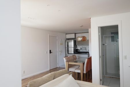 Apartamento para alugar com 66m², 2 quartos e 1 vagaSala