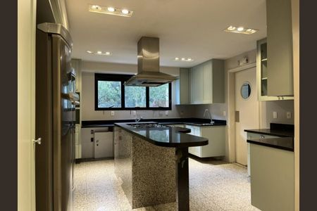 Apartamento para alugar com 400m², 4 quartos e 5 vagas