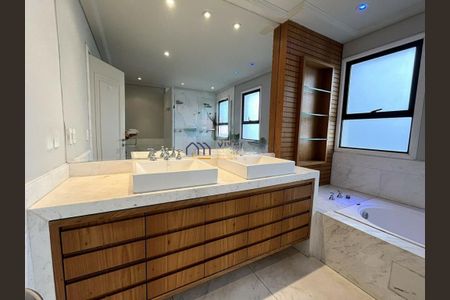 Apartamento para alugar com 400m², 4 quartos e 5 vagas