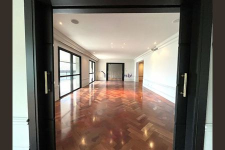 Apartamento para alugar com 400m², 4 quartos e 5 vagas