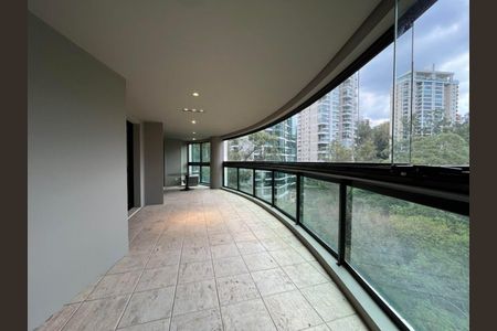 Apartamento para alugar com 400m², 4 quartos e 5 vagas