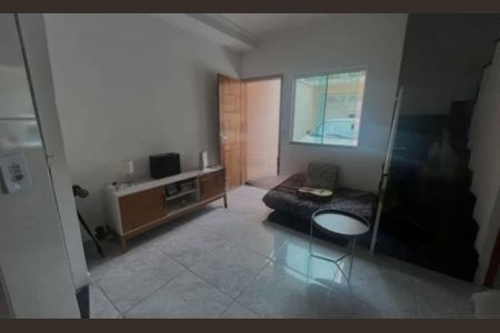 Casa à venda com 3 quartos, 110m² em Vila Carrão, São Paulo
