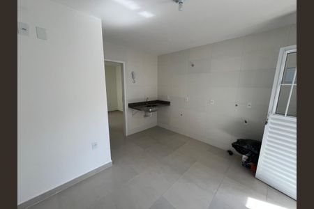 Sala de kitnet/studio para alugar com 1 quarto, 24m² em Cacuia, Rio de Janeiro