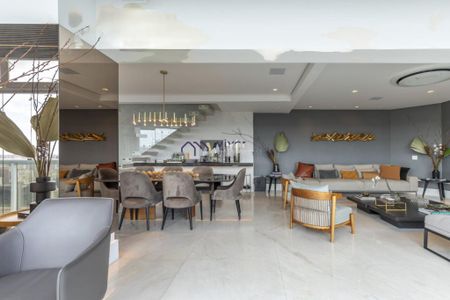 Apartamento à venda com 225m², 2 quartos e 4 vagas