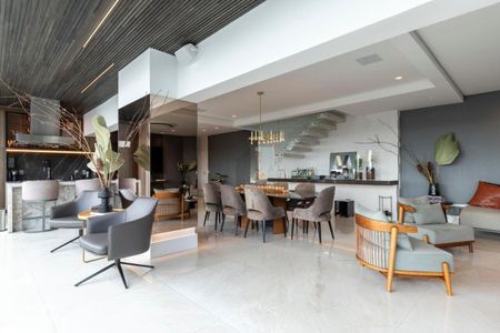 Apartamento à venda com 225m², 2 quartos e 4 vagas