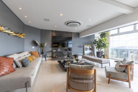 Apartamento à venda com 225m², 2 quartos e 4 vagas