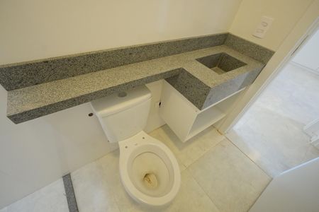 Casa de condomínio para alugar com 115m², 3 quartos e 2 vagasBanheiro