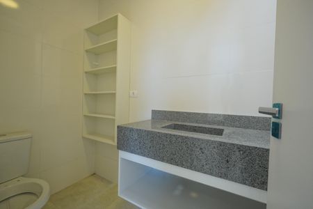 Casa de condomínio para alugar com 115m², 3 quartos e 2 vagasSuíte