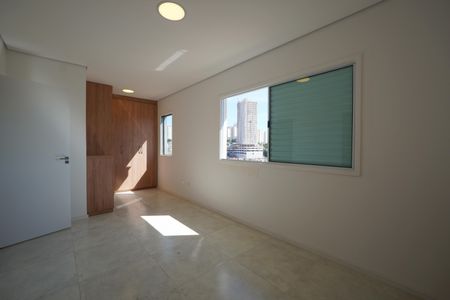 Casa de condomínio para alugar com 115m², 3 quartos e 2 vagasSuíte