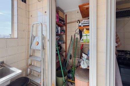 Apartamento à venda com 67m², 3 quartos e 1 vagaÁrea de Serviço