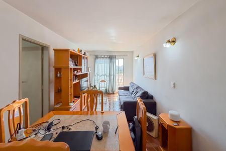 Apartamento à venda com 67m², 3 quartos e 1 vagaSala