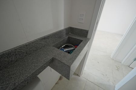 Casa de condomínio à venda com 120m², 3 quartos e 2 vagasBanheiro