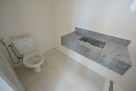 Casa de condomínio à venda com 120m², 3 quartos e 2 vagasSuíte