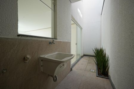 Casa de condomínio à venda com 120m², 3 quartos e 2 vagasÁrea de Serviço