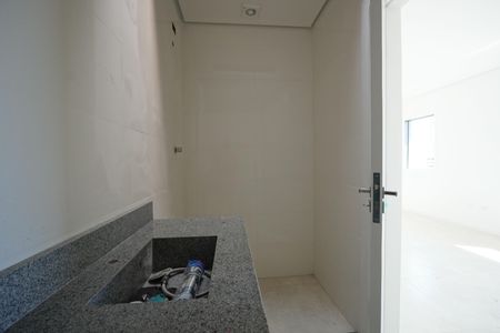 Casa para alugar com 120m², 3 quartos e 2 vagasBanheiro da Suíte