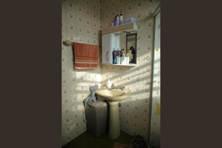 Casa à venda com 154m², 3 quartos e 5 vagasBanheiro (1º pavimento) 